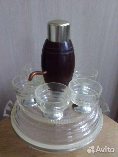 Диспенсер для напитков