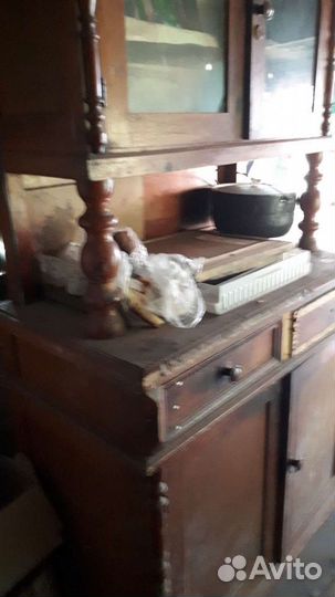 Антикварный буфет
