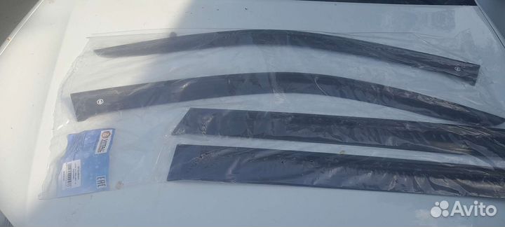 Ветровики на metsubishi lancer 9