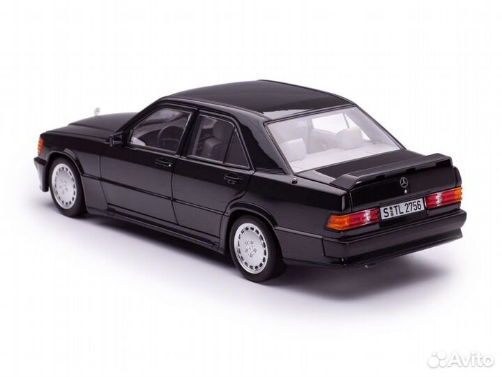 Mercedes-Benz 190E 2.3-16 W201 (Norev 1:18)