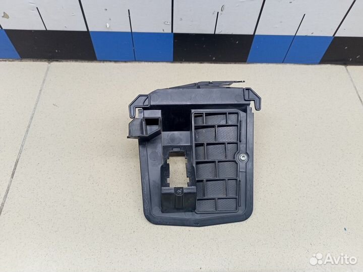 Кронштейн (сопут. товар) Duster II 2021