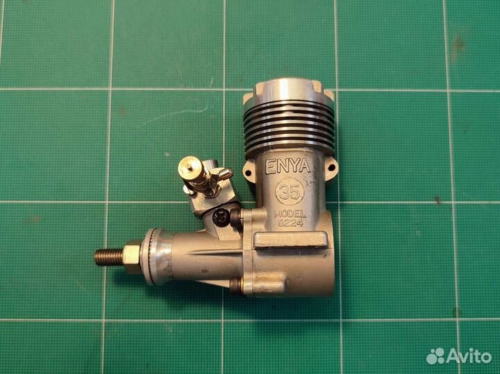 Авиамодельный двигатель Enya 35