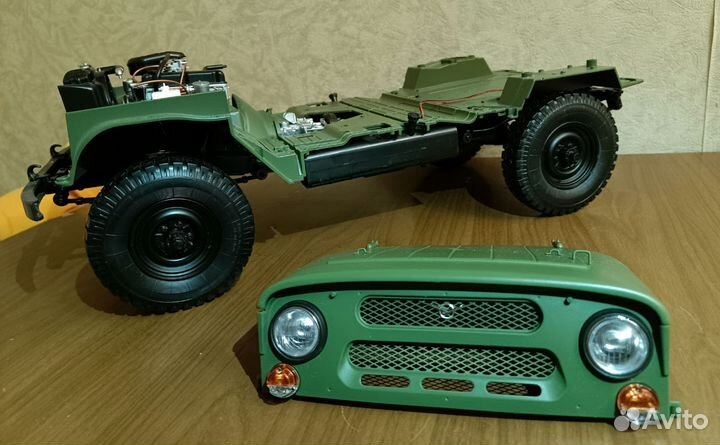 Модель автомобиля УАЗ-469