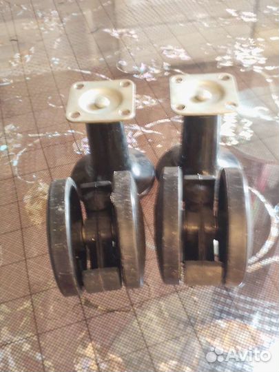 Ножки и колесики мебельные