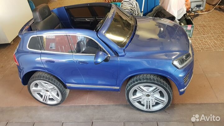 Детский электромобиль Volkswagen Touareg