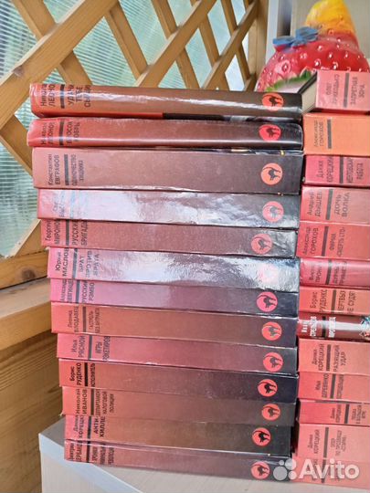 Книги, отечественные детективы