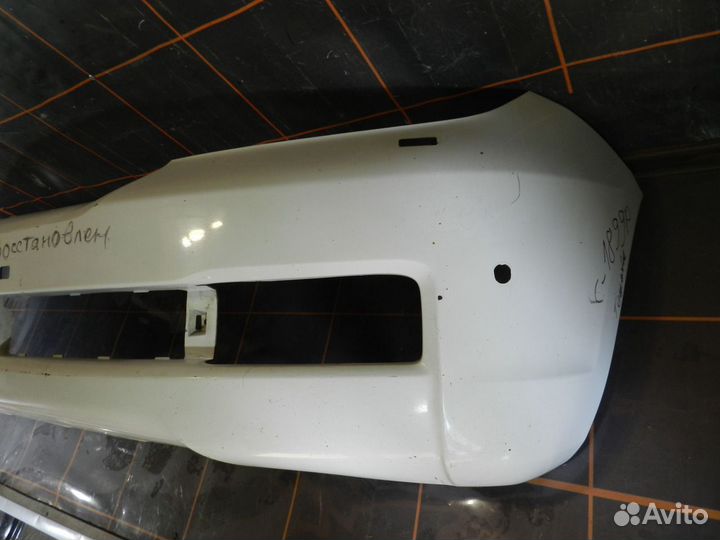 Бампер передний - Toyota Land Cruiser 200