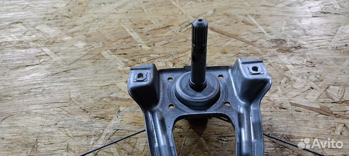 Стеклоподъёмник задний правый Renault Symbol