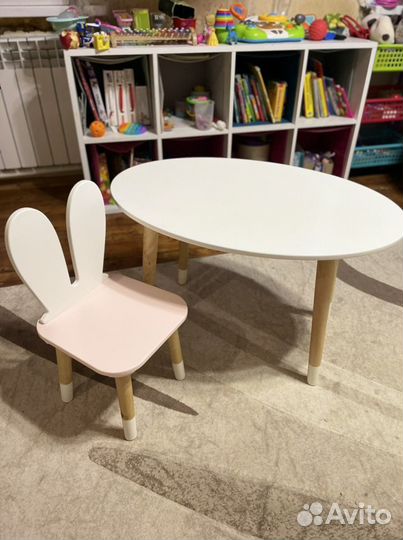 Стул со стульчиком из дерева