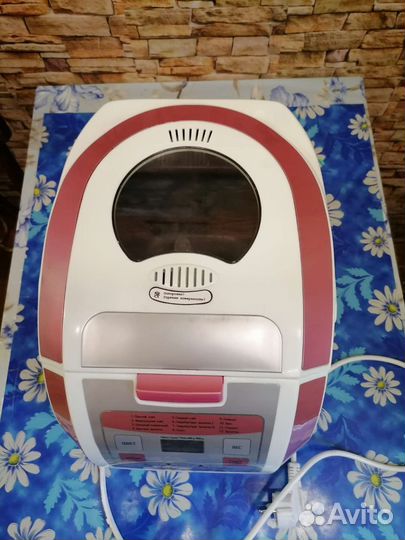 Хлебопечка новая vitek