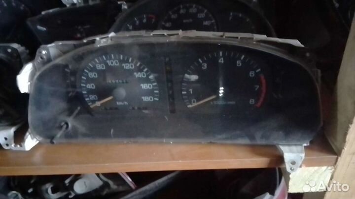 Панель приборов (щиток,приборка) Toyota vista sv32