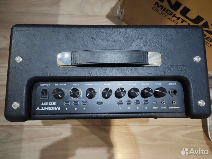 Гитарный комбо NUX Mighty-20BT
