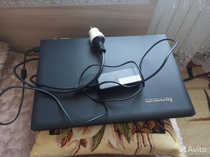 Ноутбук lenovo