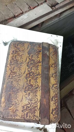 Чемодан ручной работы старинный