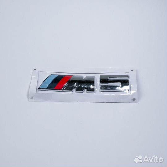 Эмблема BMW бмв M3; М5 (шильдик на багажник)