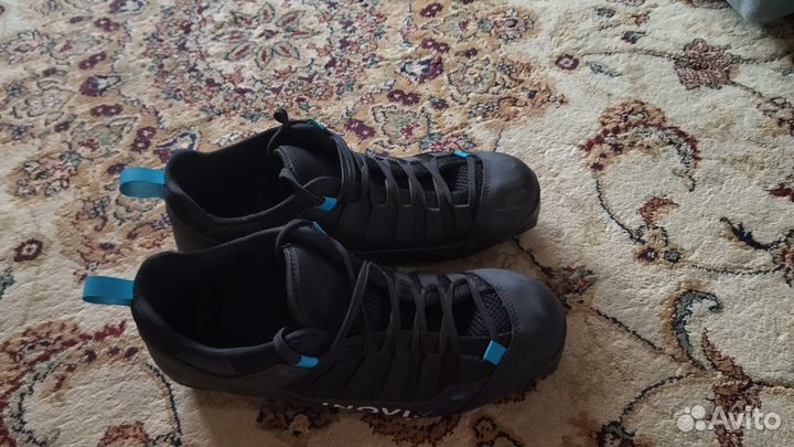 Ботинки для лыжероллеров