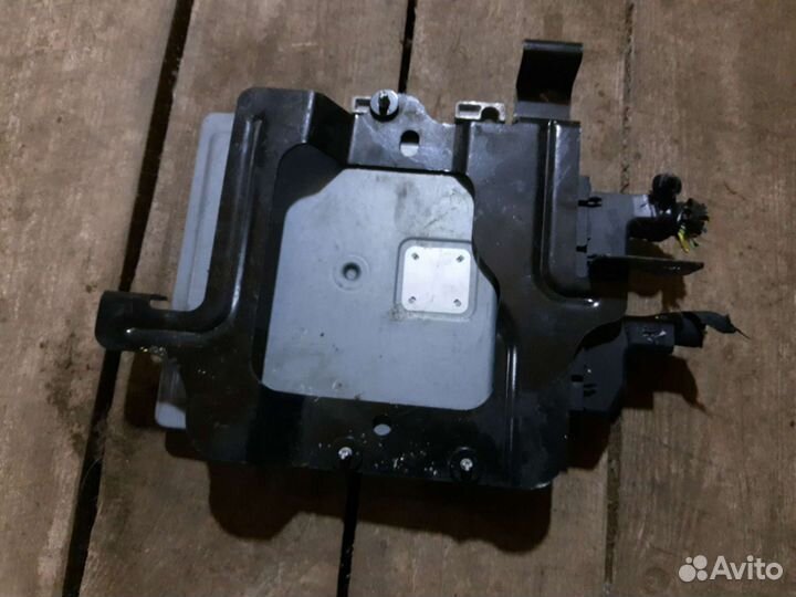 Блок управления двигателем Ford Explorer 5 10-19