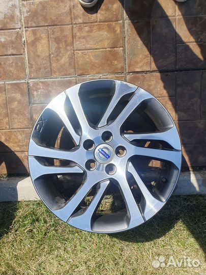 Литые диски r17 на volvo xc60