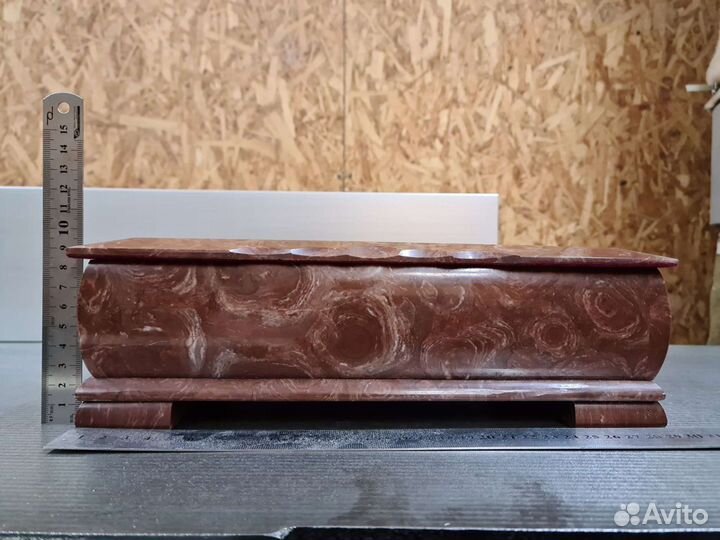 Шкатулка из натурального камня