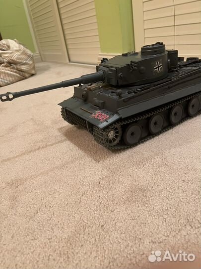Радиоуправляемый танк