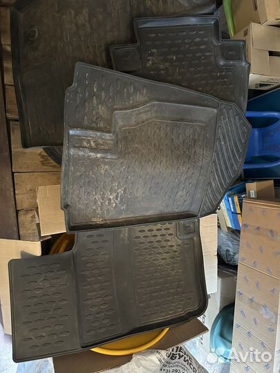 Автомобильные коврики резиновые Haval F7