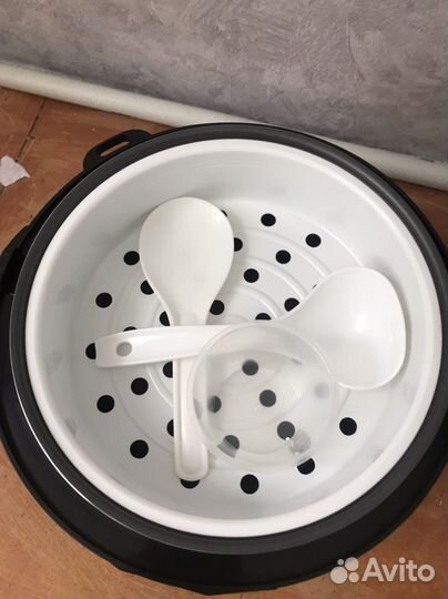 Мультиварка Redmont