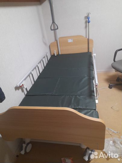 Кровать для лежачих больных с электроприводом