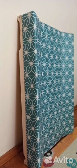 Пеленальный столик на кроватку