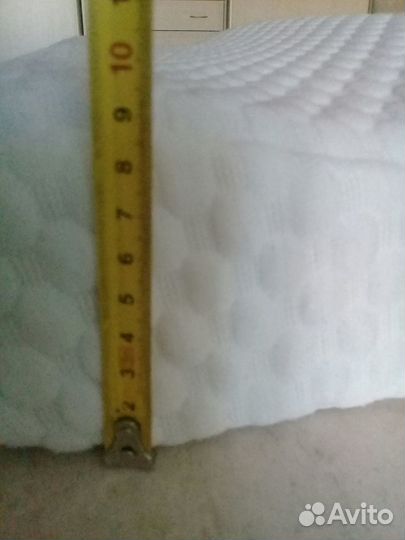 Подушки новые - ортопедическая и обычная