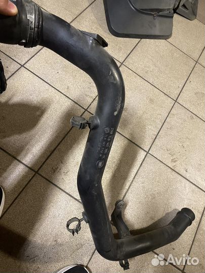 Патрубок турбины volkswagen touareg