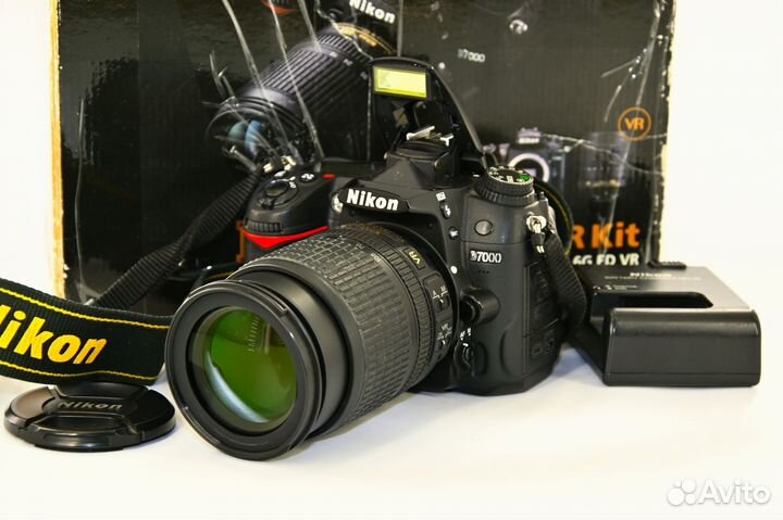 Nikon D7000 16.2MP Kit Nikon AF-S VR 18-105