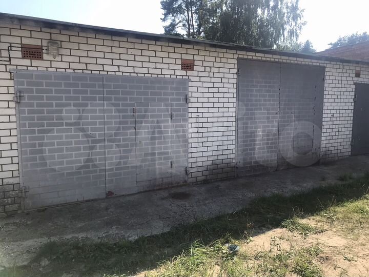 Гараж, > 30 м²