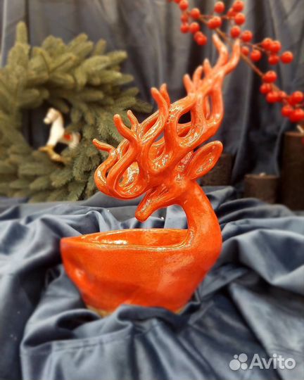 Керамика ручной работы, ваза-олень