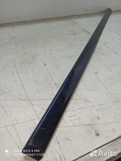 Молдинг двери передний левый BMW E39