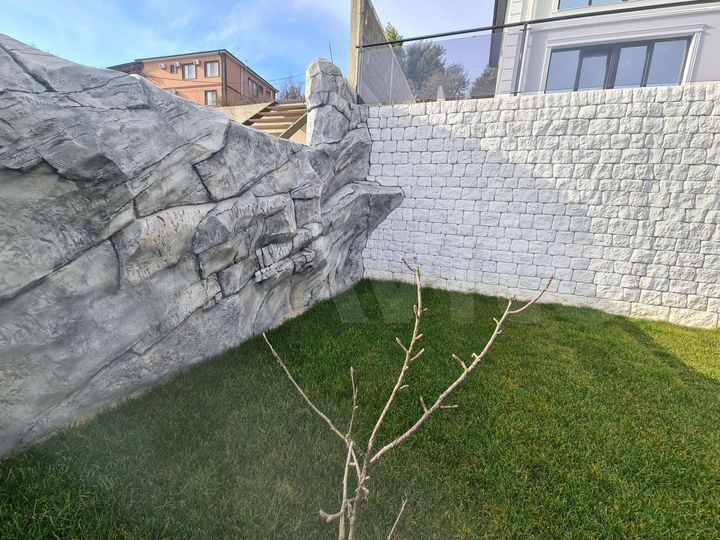 Коттедж 168 м² на участке 5 сот.