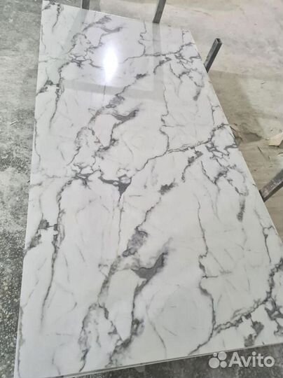 Гибкий мрамор для отделки склада