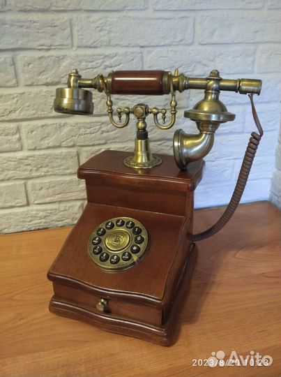 Телефон рабочий