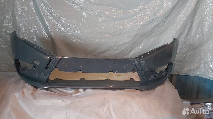 Бампер в цвет передний Лада Веста