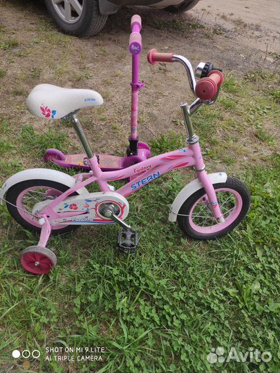 Велосипед для девочки+самокат в подарок
