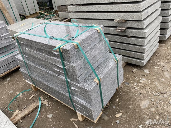 Гранитные памятники оптом