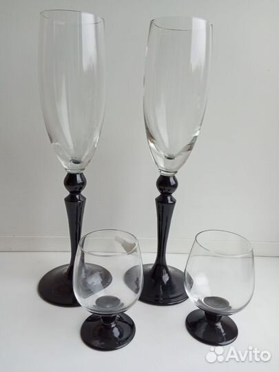 Бокалы для шампанского