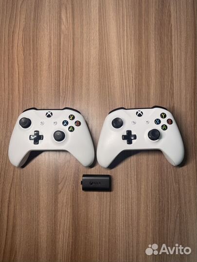 Xbox One S 1tb с играми и рулем+педали