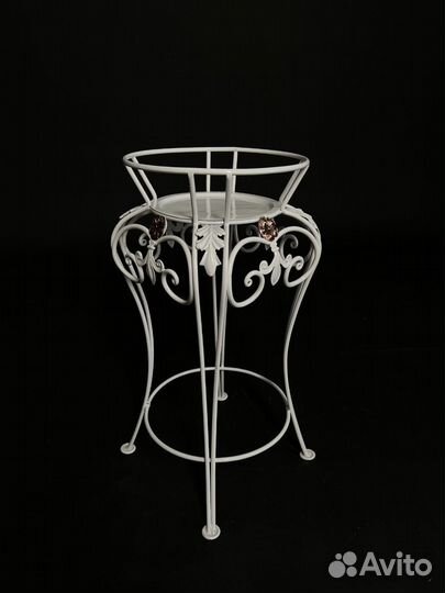 Подставка под цветы