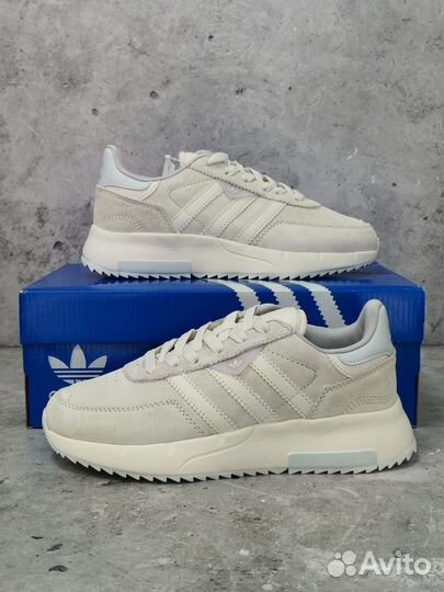 Женские кроссовки Adidas Retropy F2