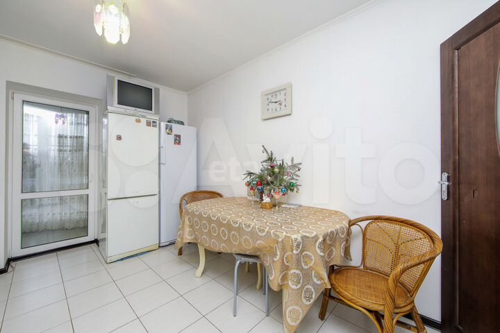 3-к. квартира, 79,6 м², 2/2 эт.