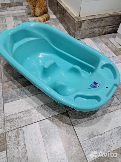 Ванночка для купания с горкой детская