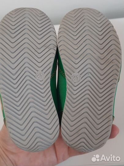 Кроссовки детские 21 р