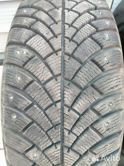 Bfgoodrich G-Force Stud 215/55 R17 98Q