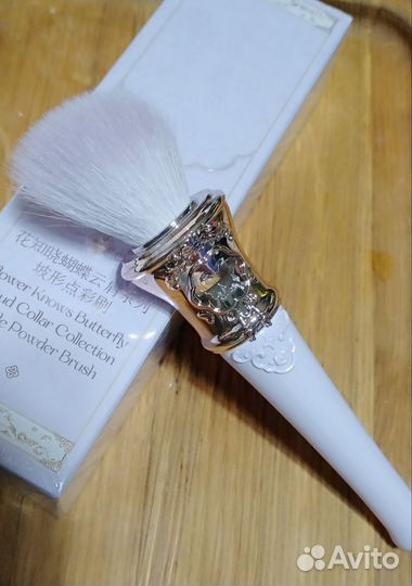 Flower knows кисть