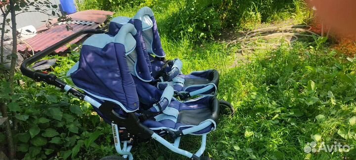 Коляска для двойни